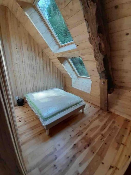 Вилла La Grange De La Gratade Rochefort-Montagne Экстерьер фото